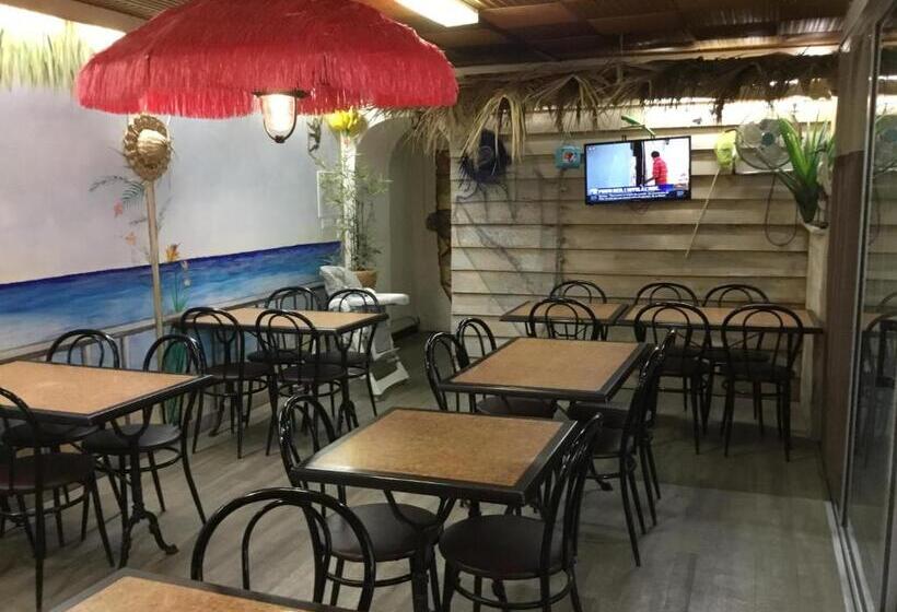 هتل Hôtel Le Bon Accueil