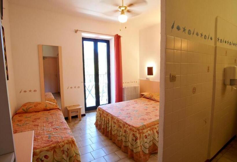 هتل Hôtel Le Bon Accueil