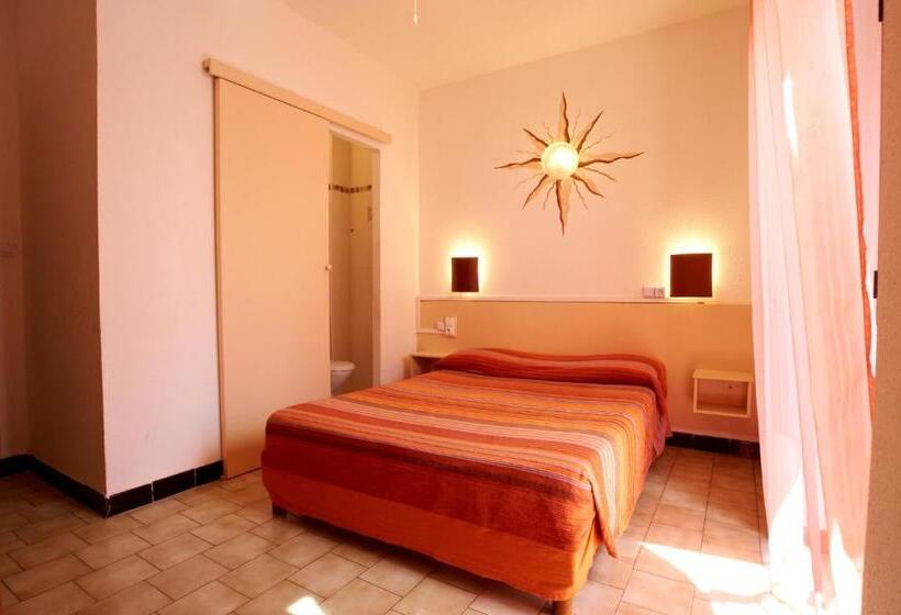 هتل Hôtel Le Bon Accueil