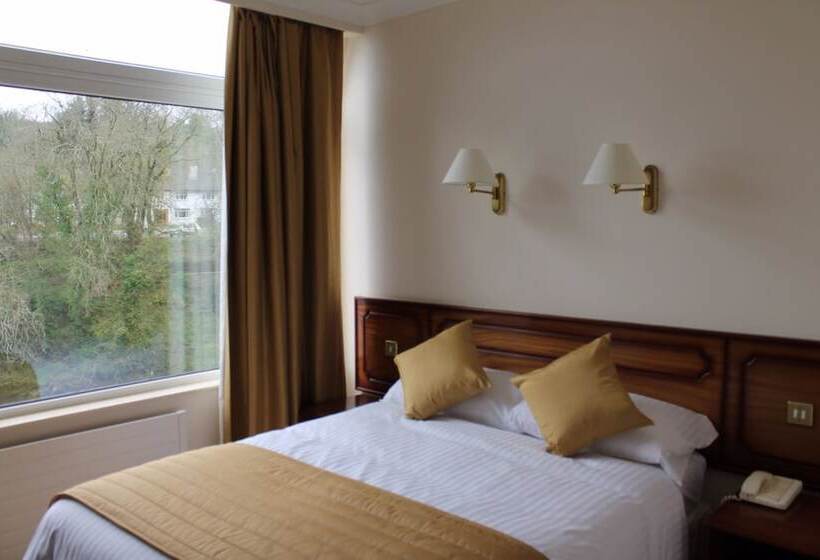 Central Hotel Donegal