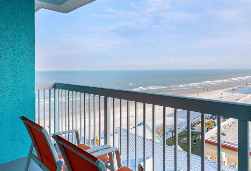 ホテル Comfort Inn & Suites Daytona Beach Oceanfront