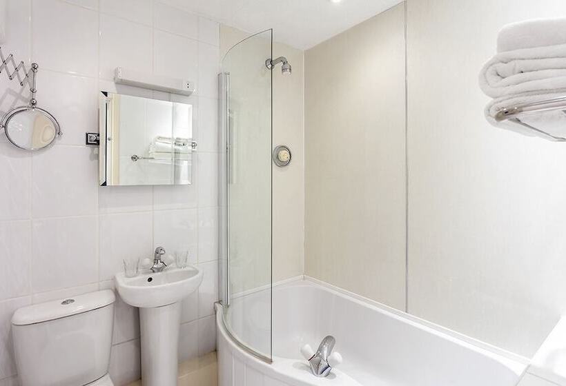 فندق Craig Manor