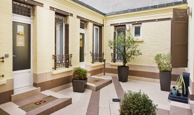 Fotos del hotel Hôtel Des Arts Montmartre:  2