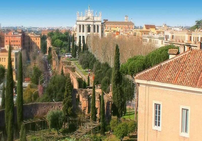 Hotel Domus Sessoriana