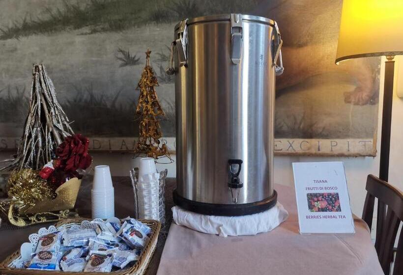 Fotos del hotel Domus Sessoriana:  8