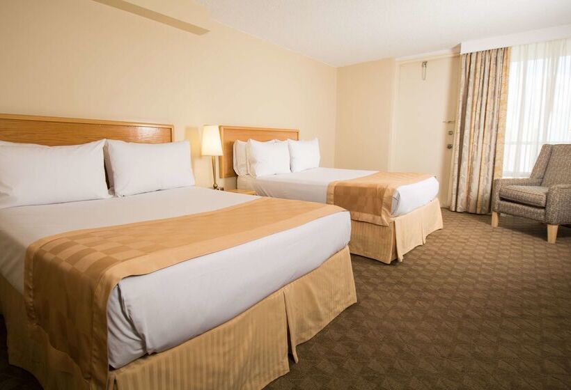 هتل Edmonton Inn And Conference Centre