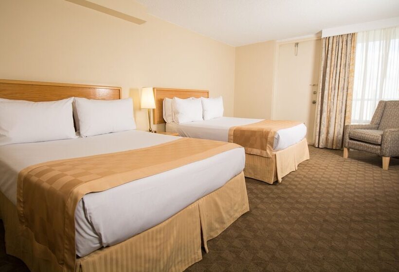 هتل Edmonton Inn And Conference Centre