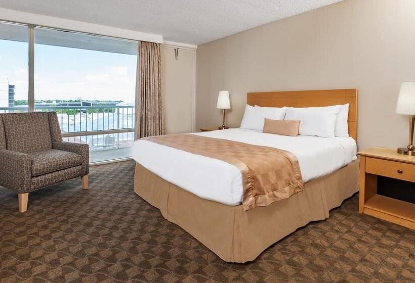 هتل Edmonton Inn And Conference Centre