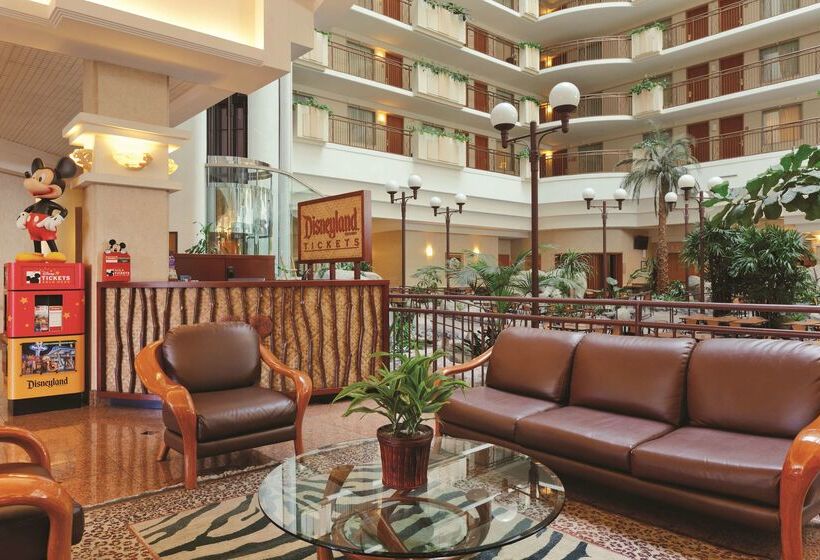هتل Embassy Suites By Hilton Anaheim South