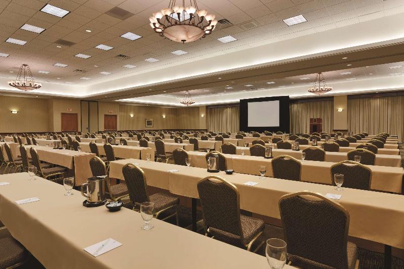 هتل Embassy Suites By Hilton Anaheim South