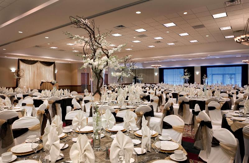 هتل Embassy Suites By Hilton Anaheim South
