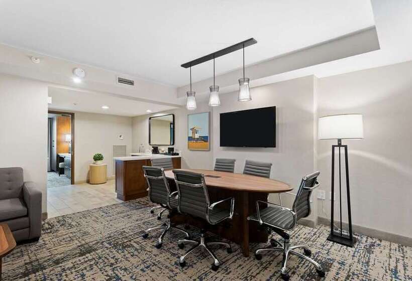 هتل Embassy Suites By Hilton Anaheim South