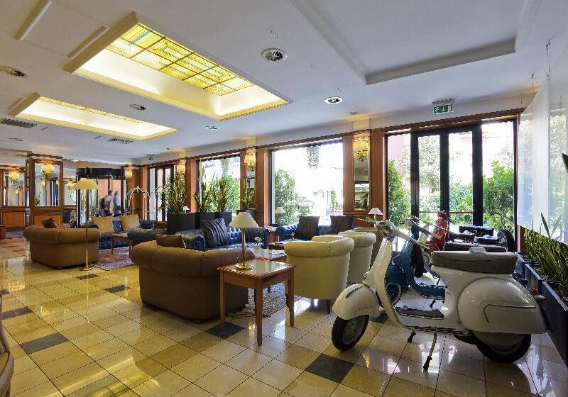 Fotos del hotel Grand Hotel Tiberio:  34