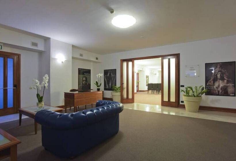 Fotos del hotel Grand Hotel Tiberio:  24