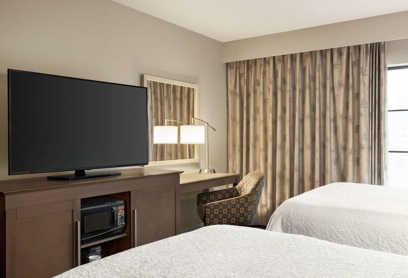 ホテル Hampton Inn & Suites New Orleansconvention Center