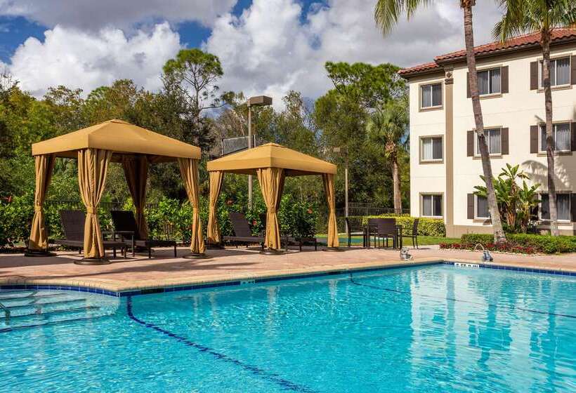 فندق Hawthorn Extended Stay By Wyndham Naples