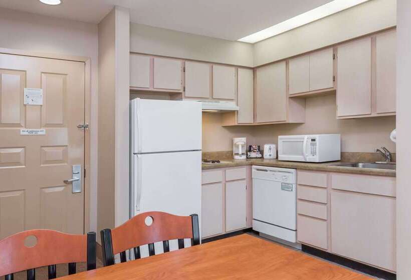 Fotos del hotel Hawthorn Suites By Wyndham Lake Buena Vista, A Staysky Hotel & Resort:  74