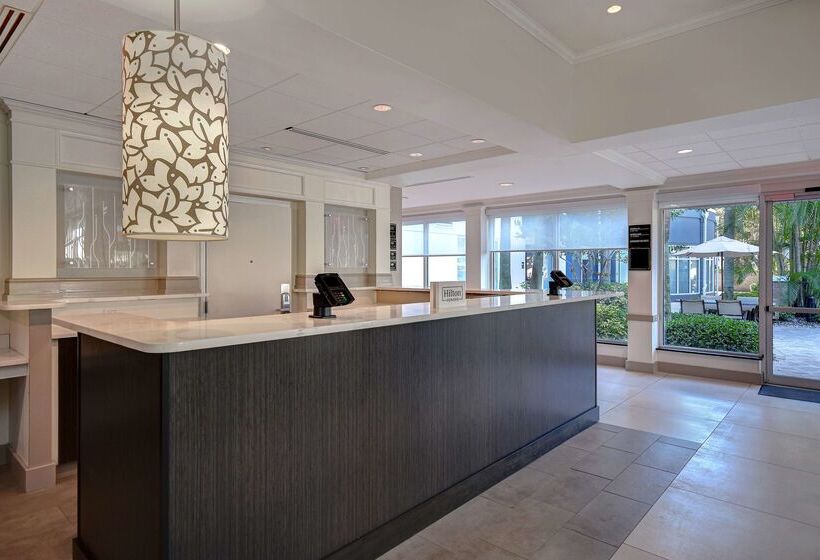 هتل Hilton Garden Inn Ft Myers