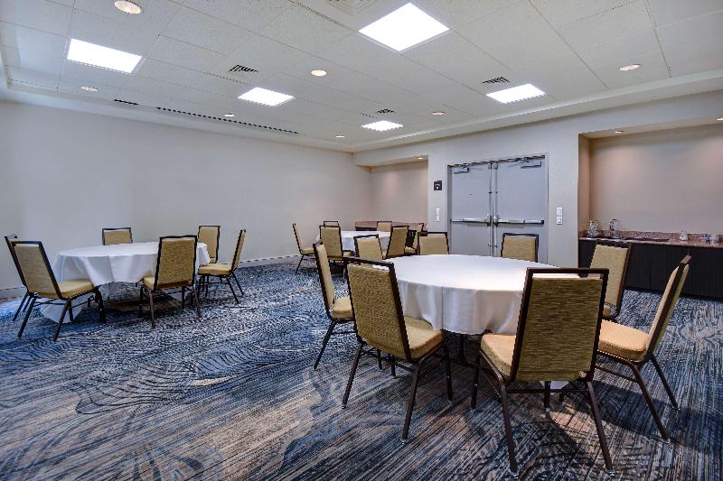 هتل Hilton Garden Inn Ft Myers
