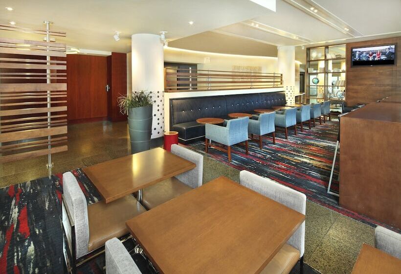 Holiday Inn Express Hotel & Suites Fisherman S Wharf, An Ihg