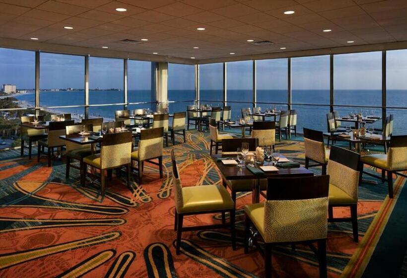 فندق Cirque St. Armands Beachside