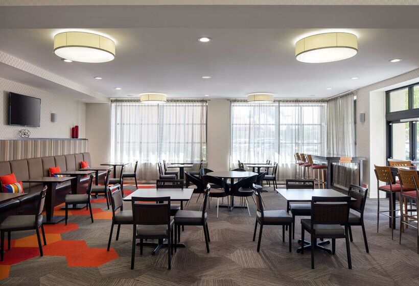 هتل Homewood Suites By Hilton Anaheimmain Gate Area