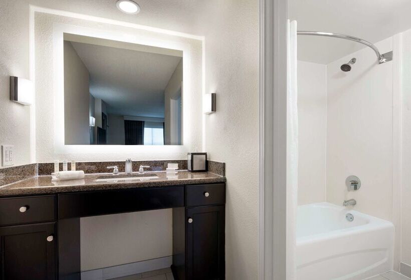 هتل Homewood Suites By Hilton Anaheimmain Gate Area
