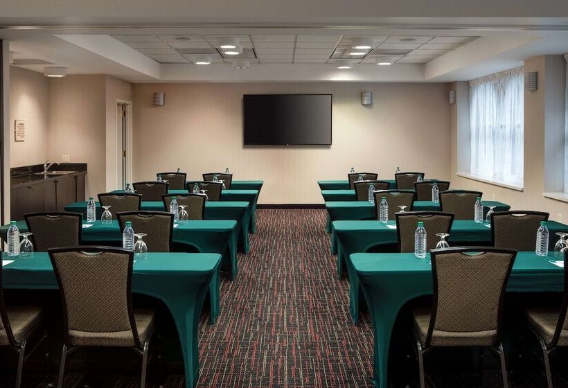 هتل Homewood Suites By Hilton Anaheimmain Gate Area