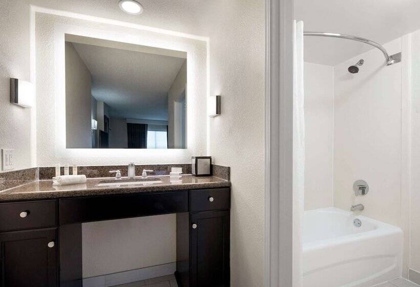 هتل Homewood Suites By Hilton Anaheimmain Gate Area