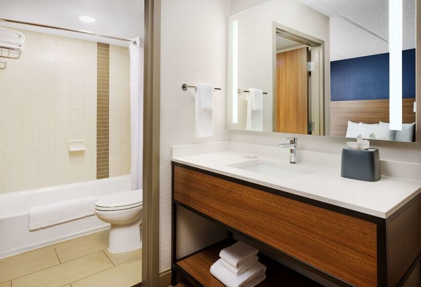 Fotos del hotel Hyatt Place Across From Universal Orlando Resort:  75