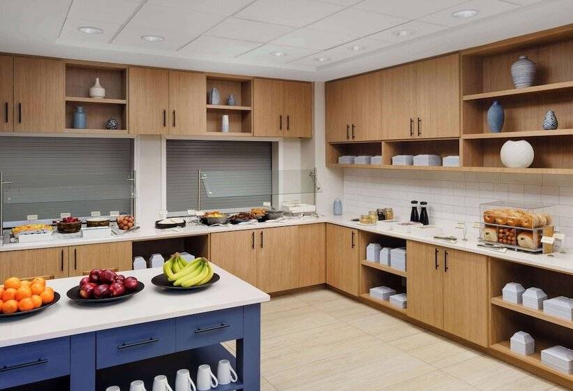 Fotos del hotel Hyatt Place Across From Universal Orlando Resort:  23