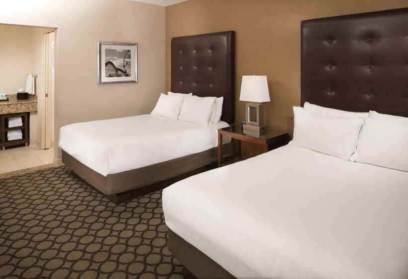 هتل Hyatt Regency Orange County