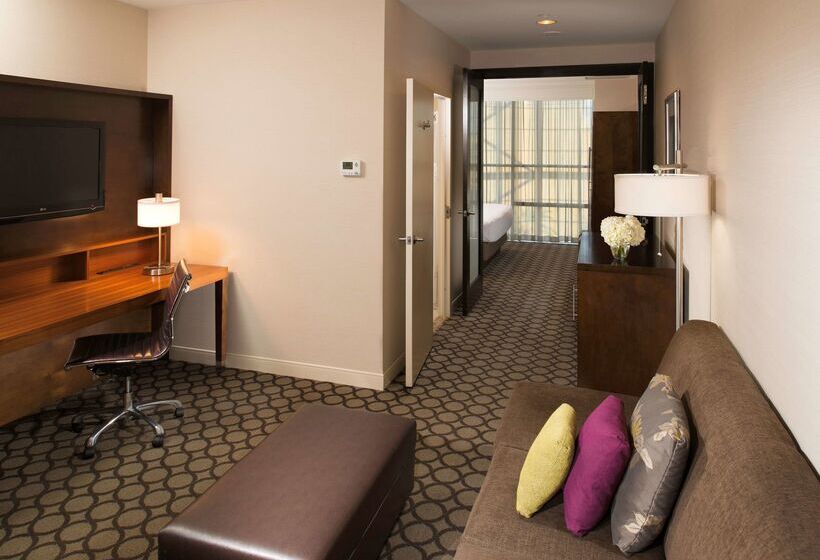 هتل Hyatt Regency Orange County