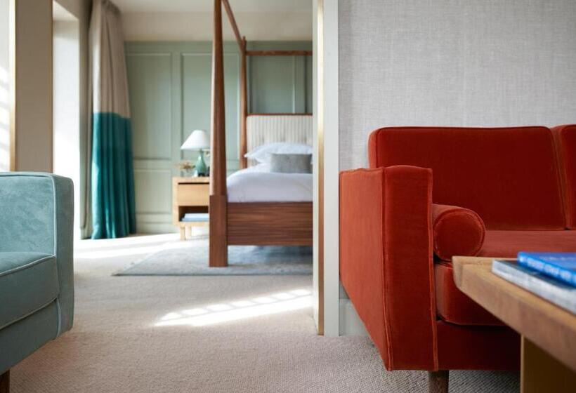 هتل Inchydoney Island Lodge & Spa