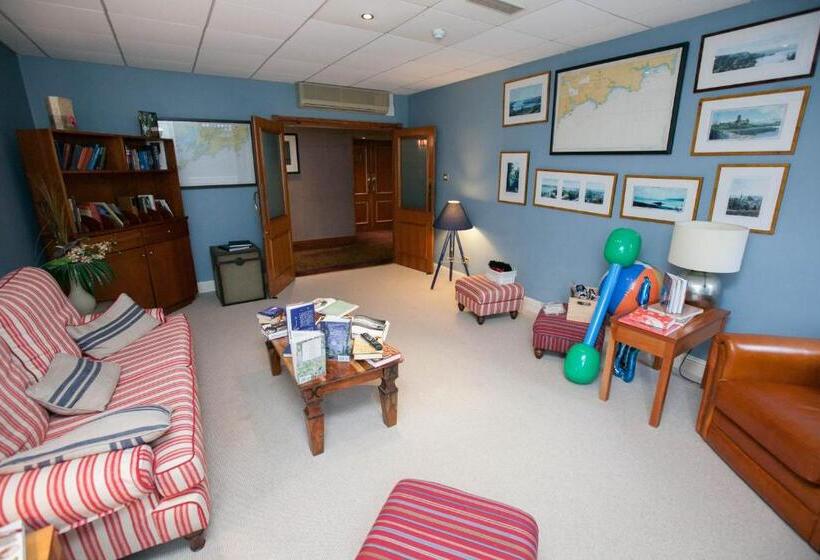 هتل Inchydoney Island Lodge & Spa