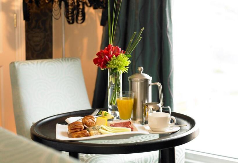 هتل Inchydoney Island Lodge & Spa