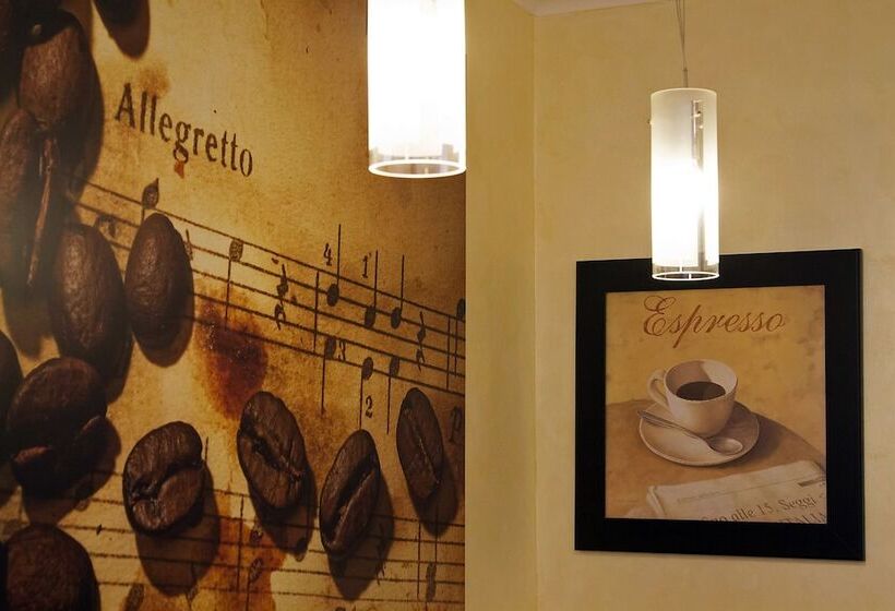 Fotos del hotel Lirico:  12