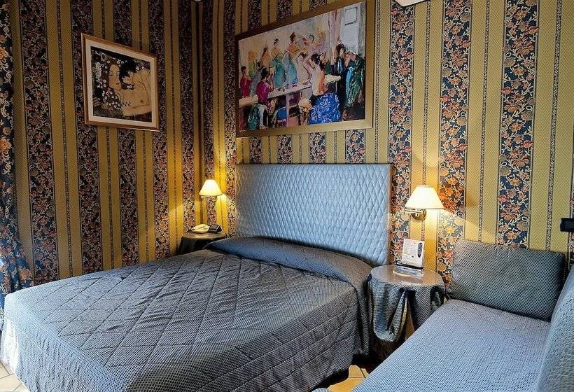 Fotos del hotel Lirico:  6