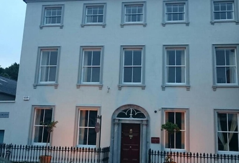 Отель Long Quay House