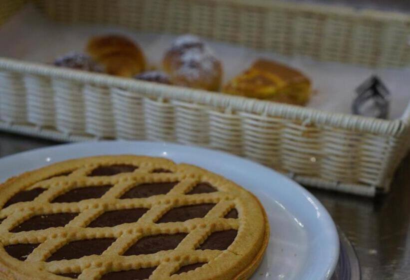 Fotos del hotel Martini:  81