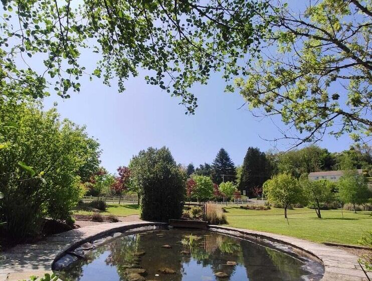هتل Mill Park