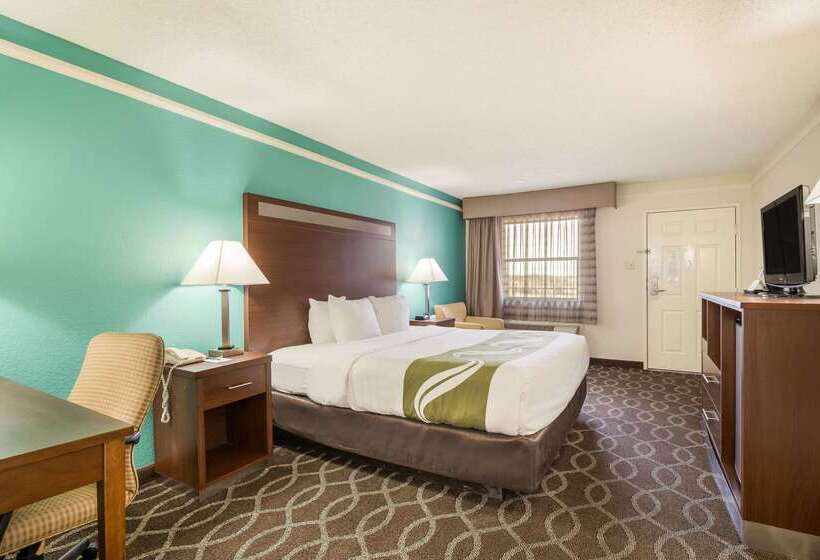 فندق Quality Inn Tulsa Central