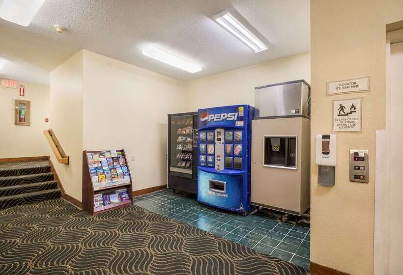 فندق Quality Inn Tulsa Central