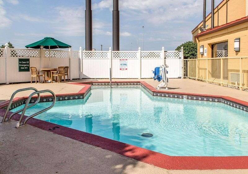 هتل Quality Inn Tulsa Central