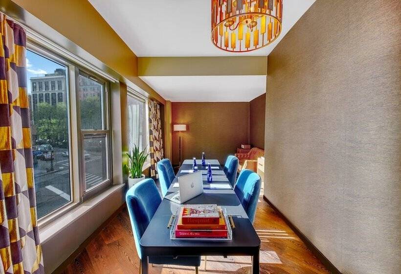 Fotos del hotel Roxy Hotel New York:  2