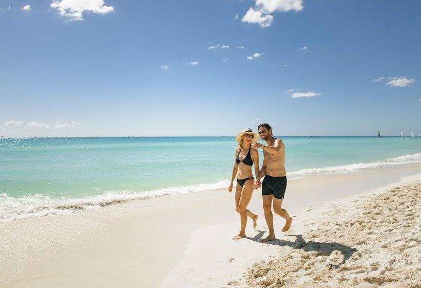 هتل Royal Hideaway Playacar All Inclusive Adults Only Resort