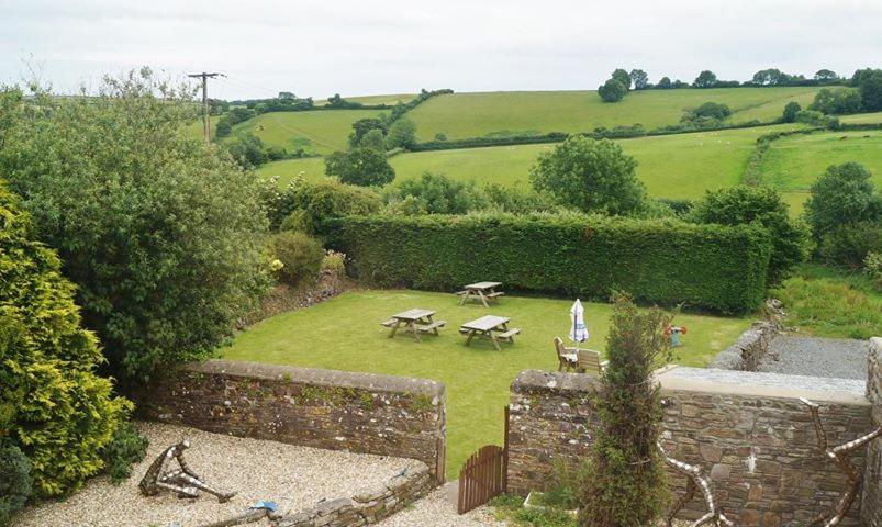 호스텔 The Poltimore Inn
