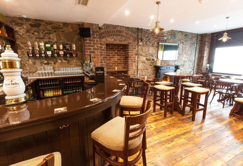 هاستل The Rostrevor Inn
