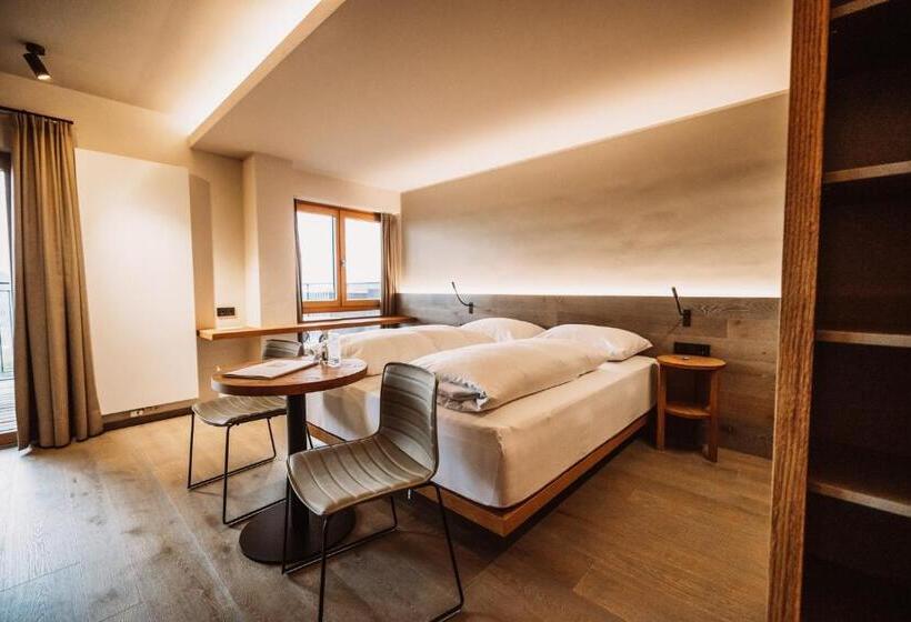 ユースホステル Weinhotel Maitz Wolfgang