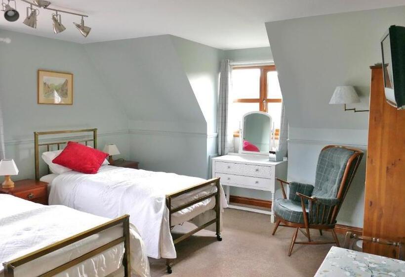 Bed and Breakfast Elms Farm